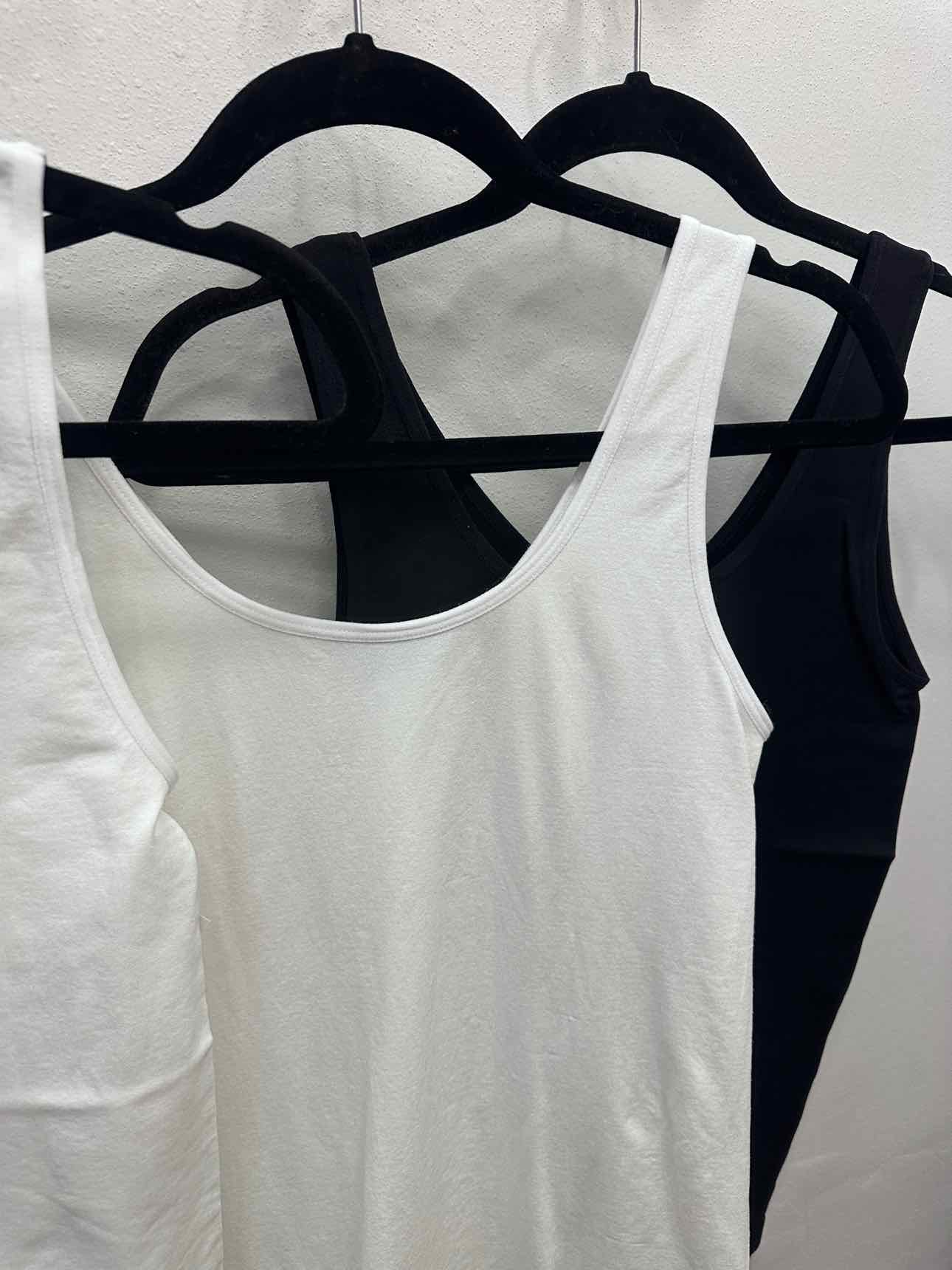 2-Way "U" or "V" Neckline Stretch Cami Tank Top
