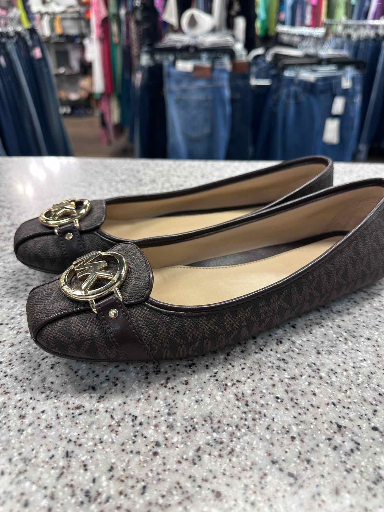 MICHAEL KORS Size 8 1/2 Brown Shoes