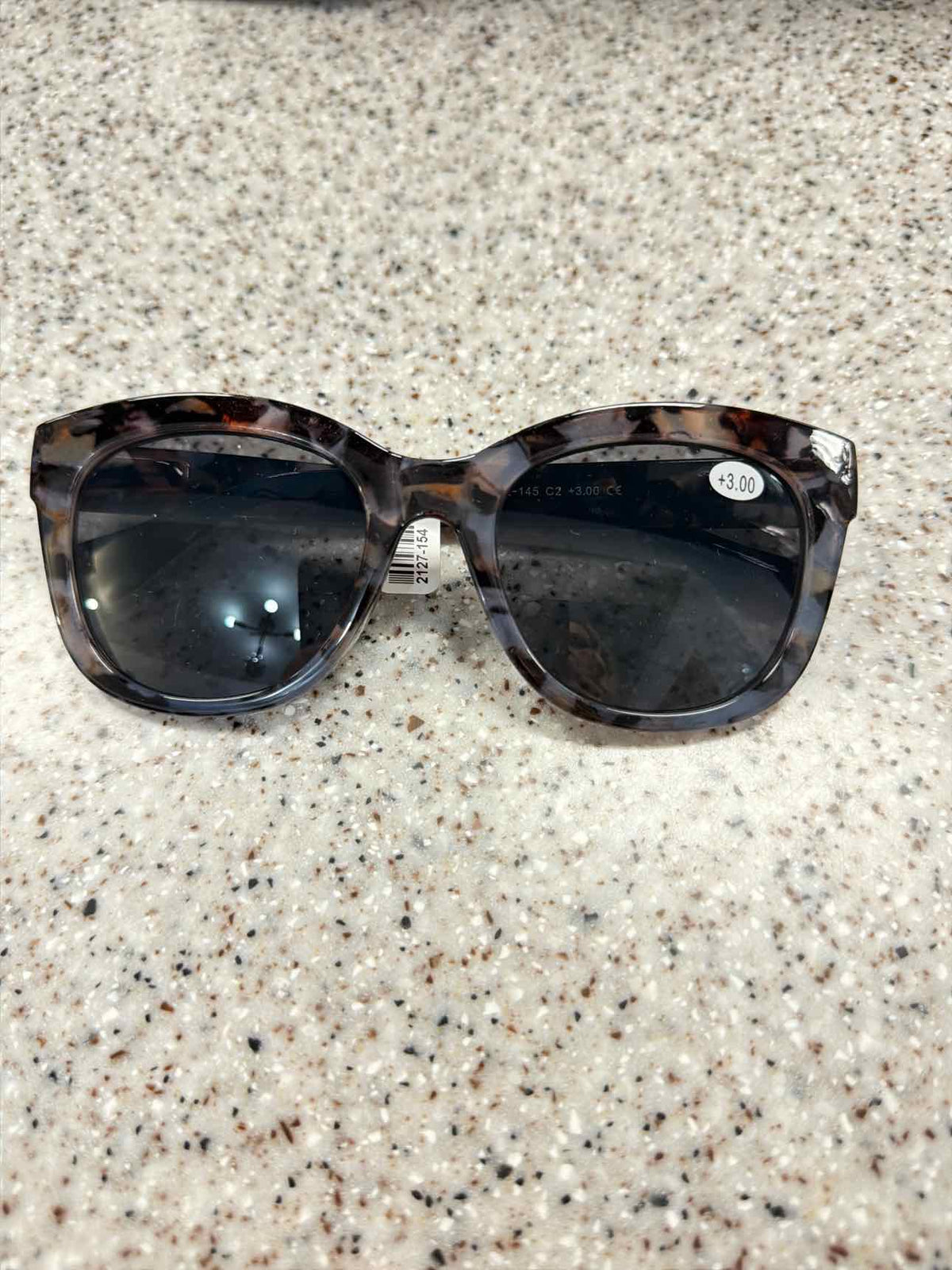 Tortoise Shell or Solid Cheater Reader Sunglasses