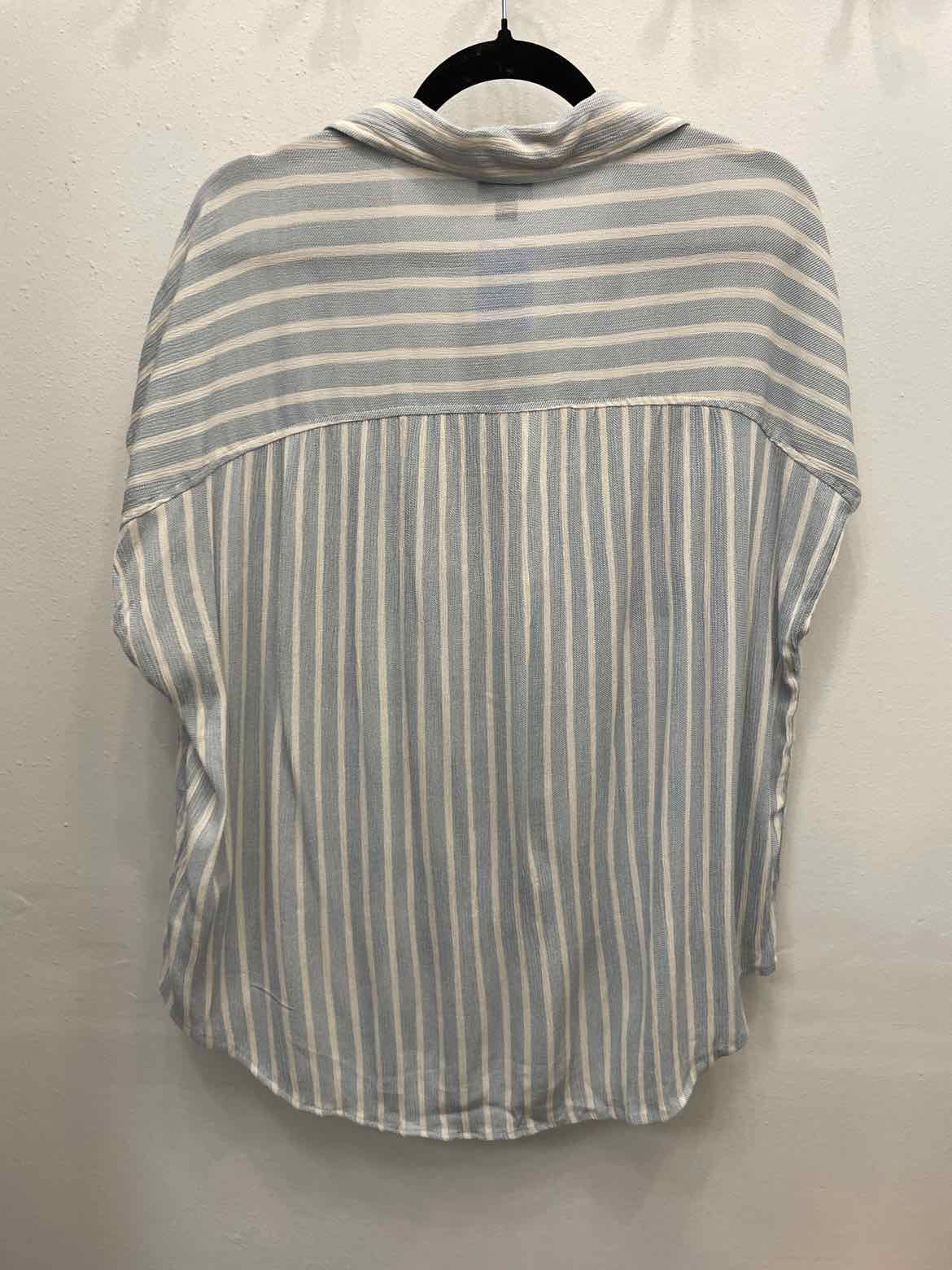 Torrid Size 2 Blue Top