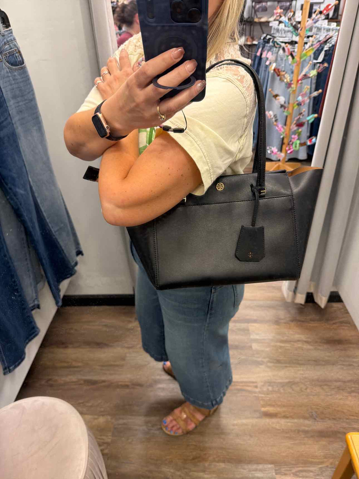 Tory Burch Size Medium Black Handbags