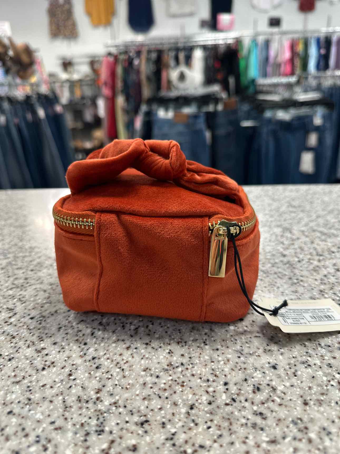 A New Day Burnt Orange Soft Travel Jewelry Case NEW NWT