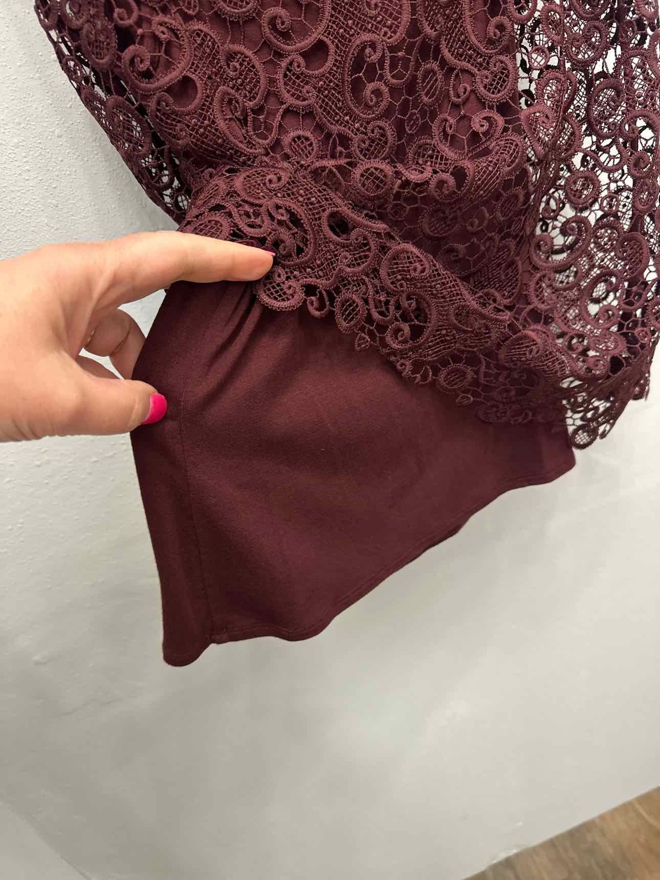 WHBM Size XS Lace Maroon Top