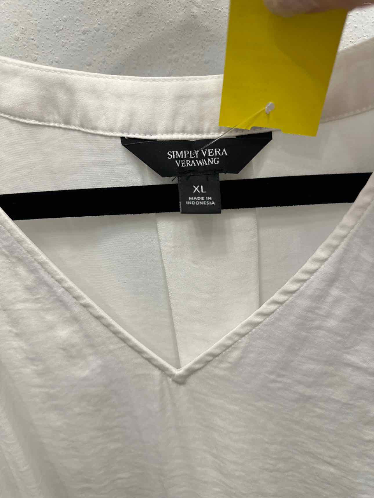 Simply Vera Size XL White Short Sleeve Blouse Top