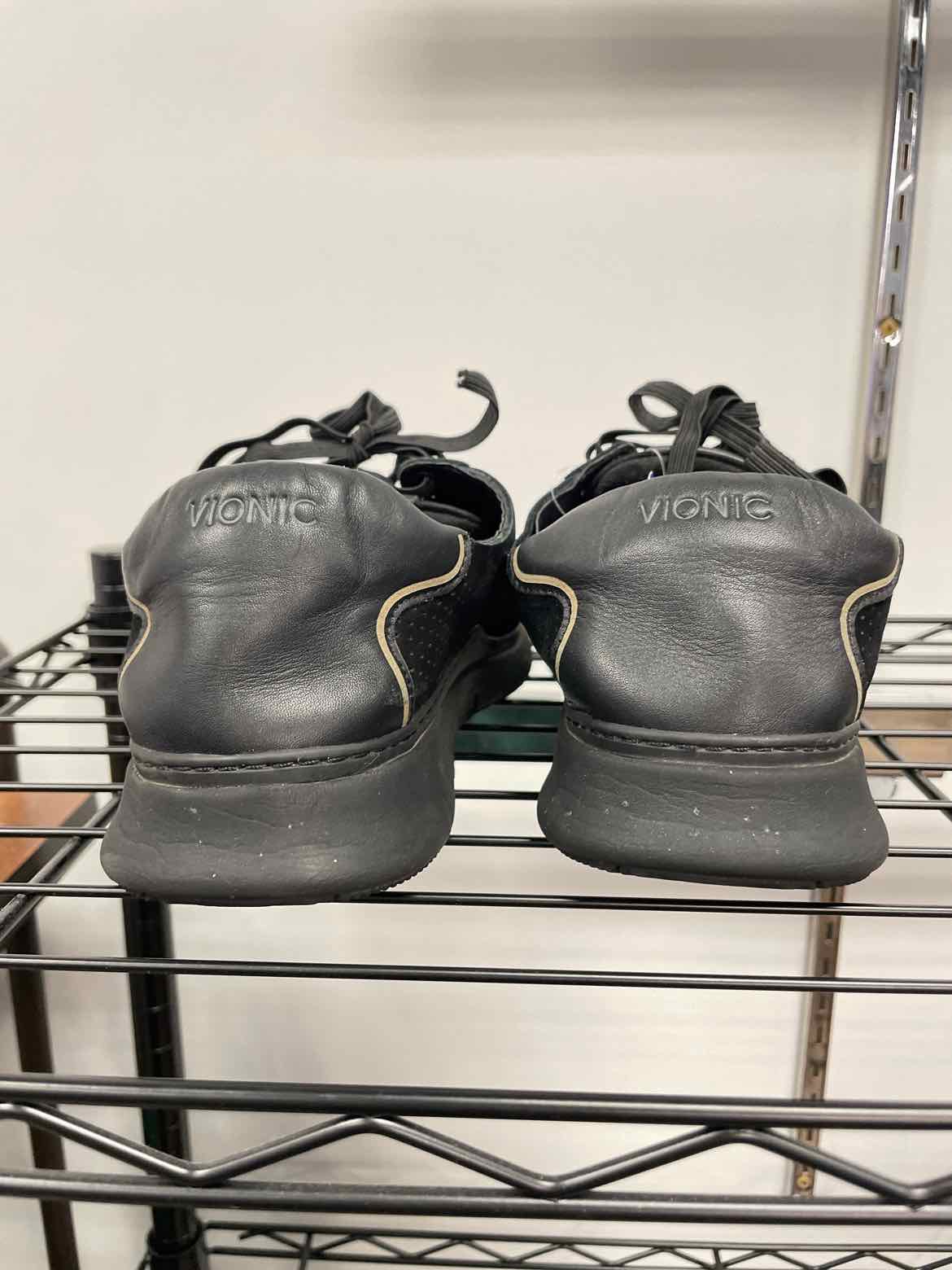 Vionic Size 10 Black Sneakers
