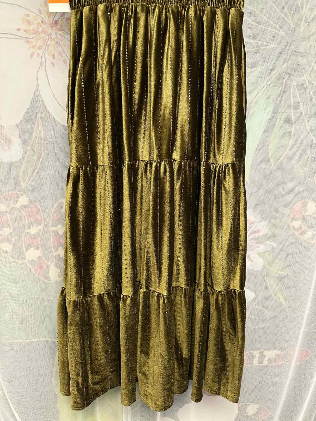 Taylor NWT NEW Velour Sequin Short Sleeve Maxi Size Small Olive Smock Dress