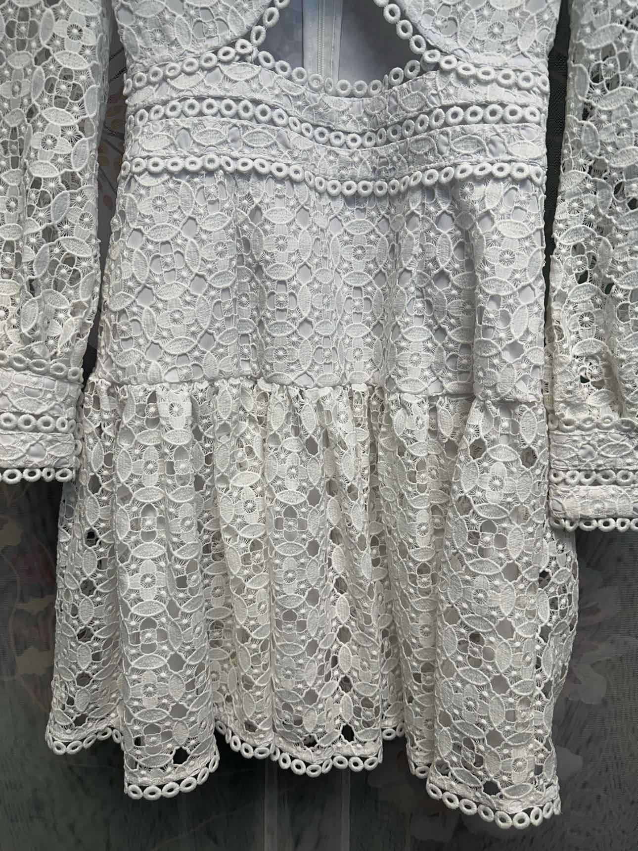 Michael Michael Kors NEW NWT Crochet Lace Long Sleeve Keyhole Small White Dress