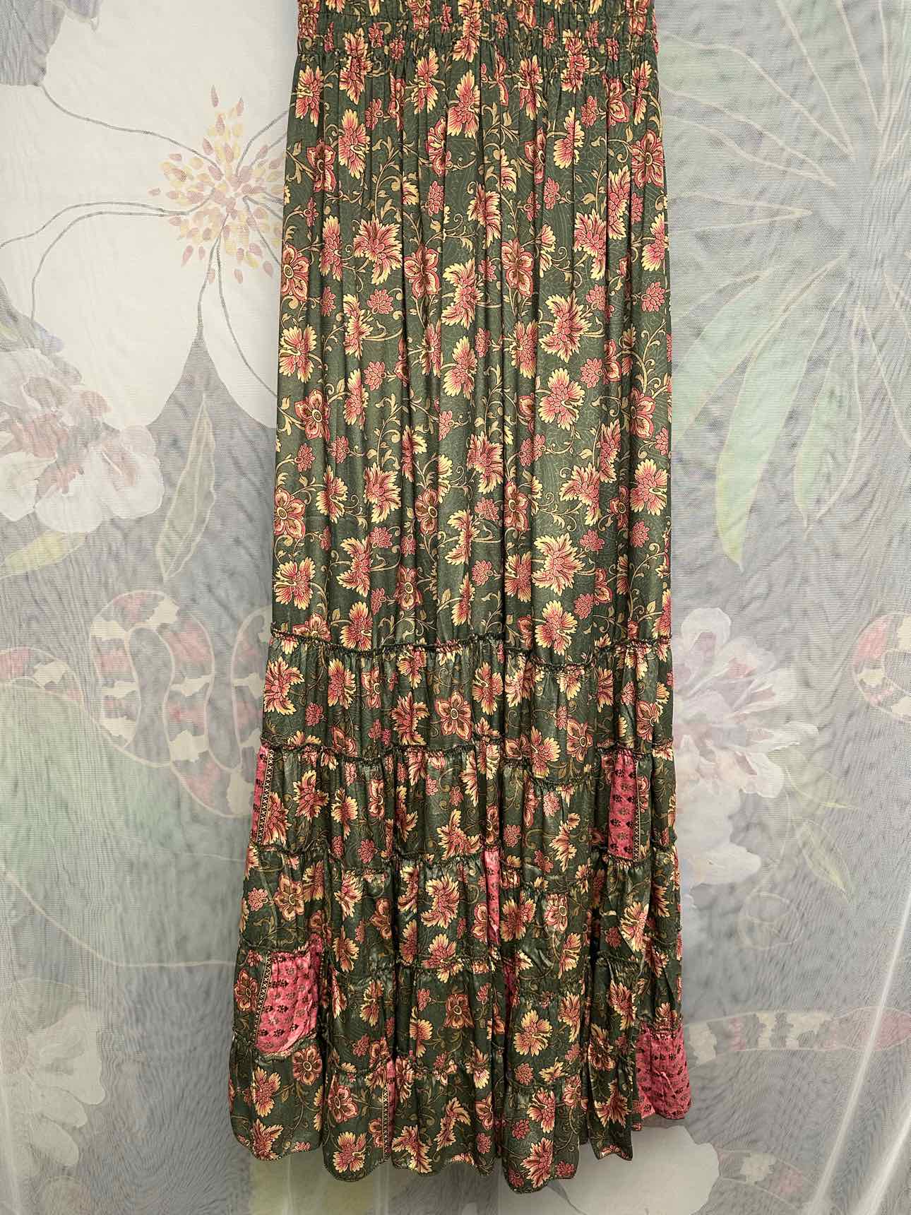 Cienna NEW NWT Rosa Floral Short Sleeve Maxi Size Medium Olive/Pink Dress