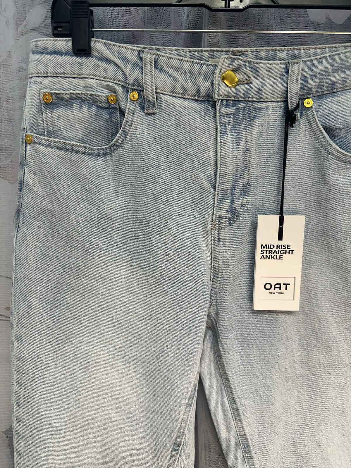 Oat NEW NWT New York Size 10/30 Denim Jeans Midrise Light Wash Straight
