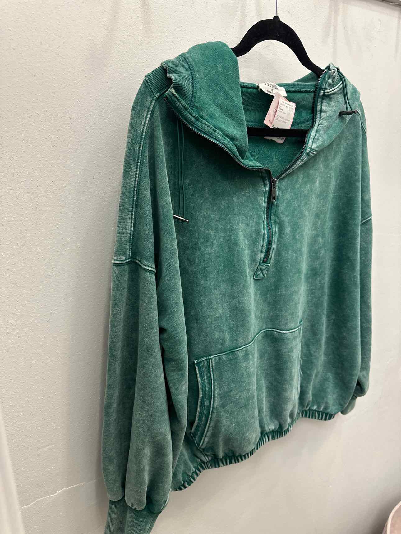 Acid Wash Hooded 1/2 Zip Pullover Size Medium Hunter Green Top