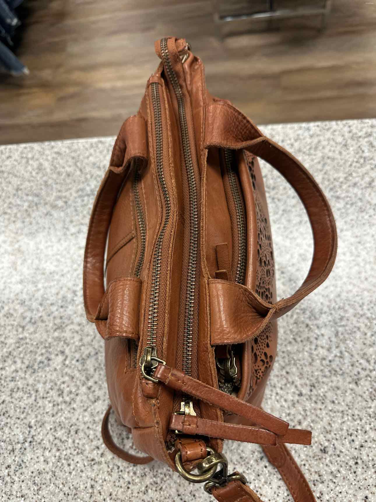 Unbranded Size Medium Brown Handbags