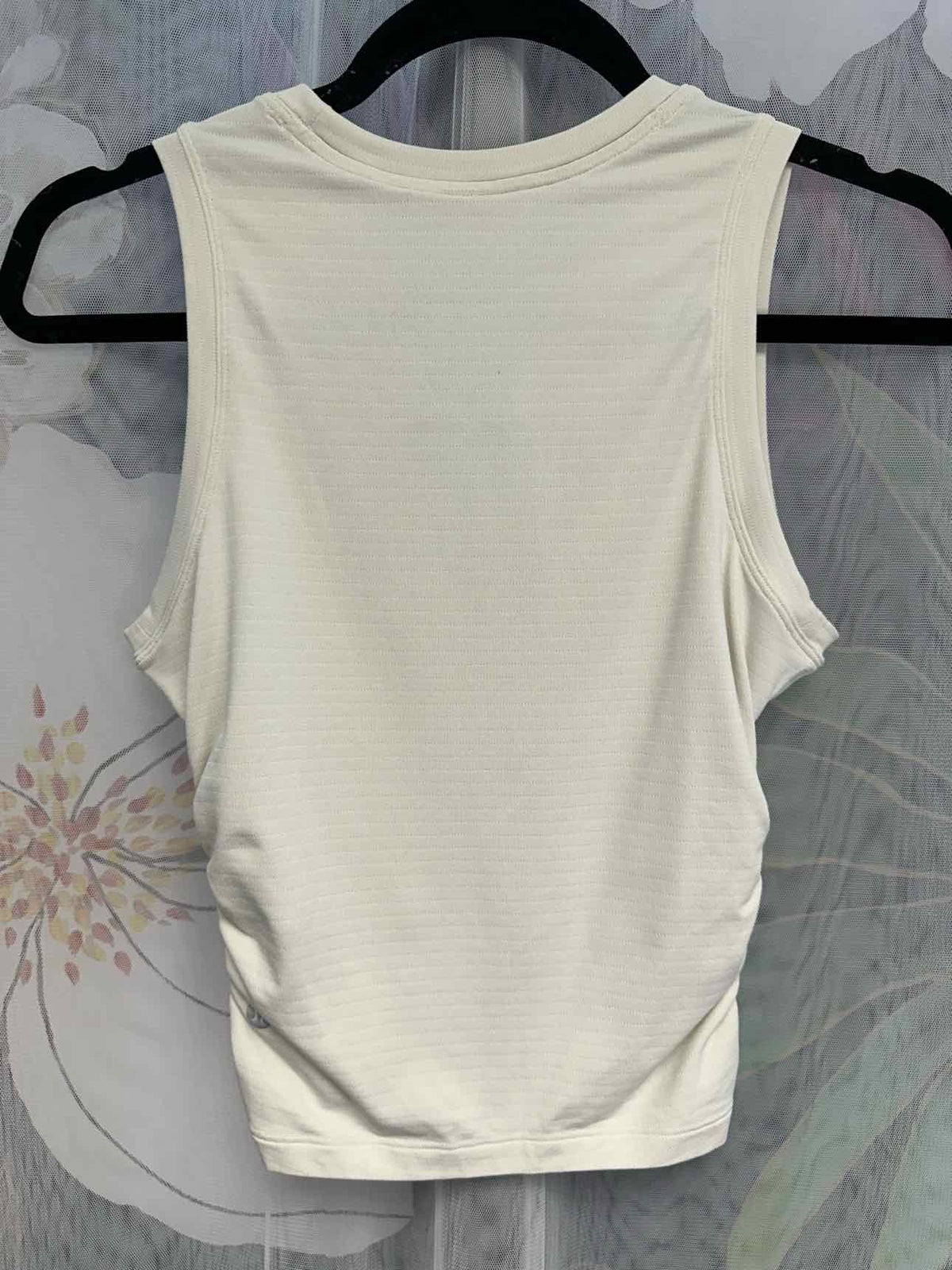 Lululemon Size Small White Top