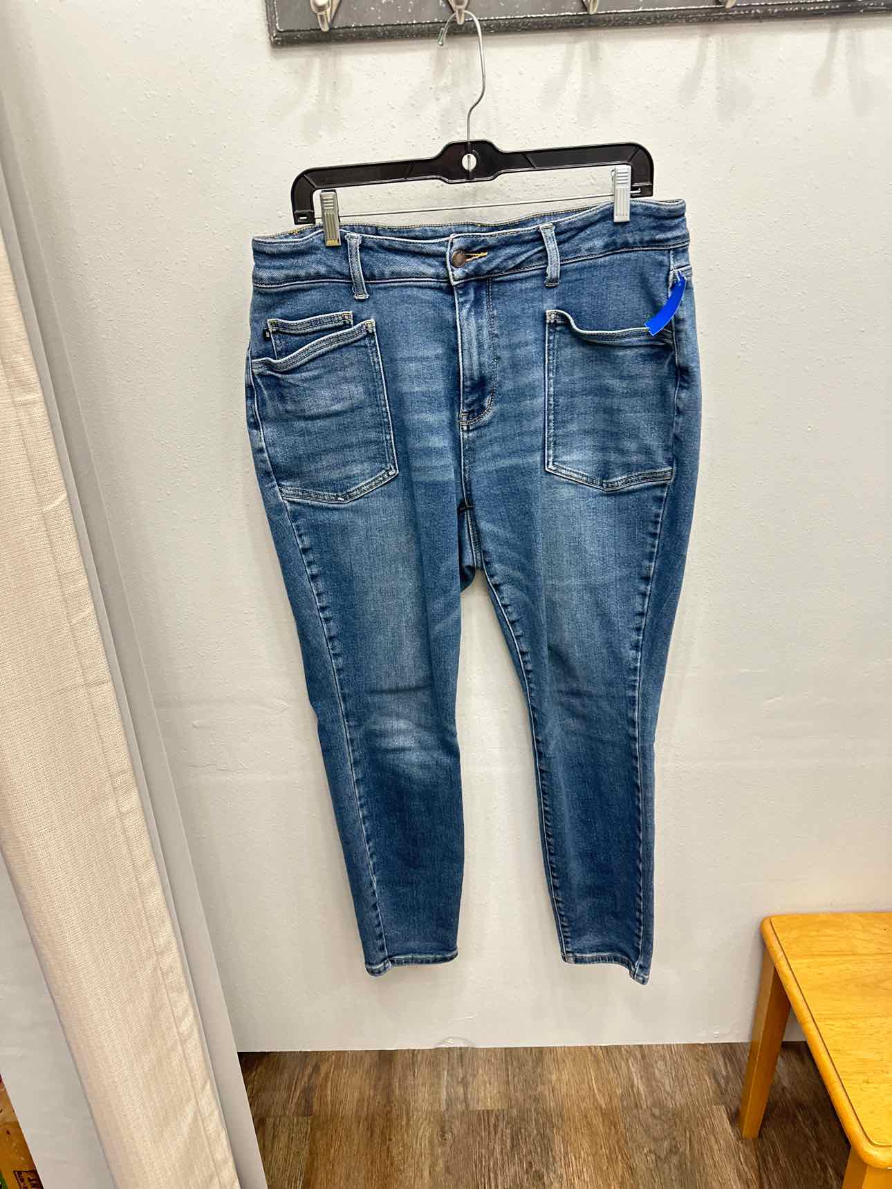Judy Blue Jeans Size 14W Skinny Front Pockets