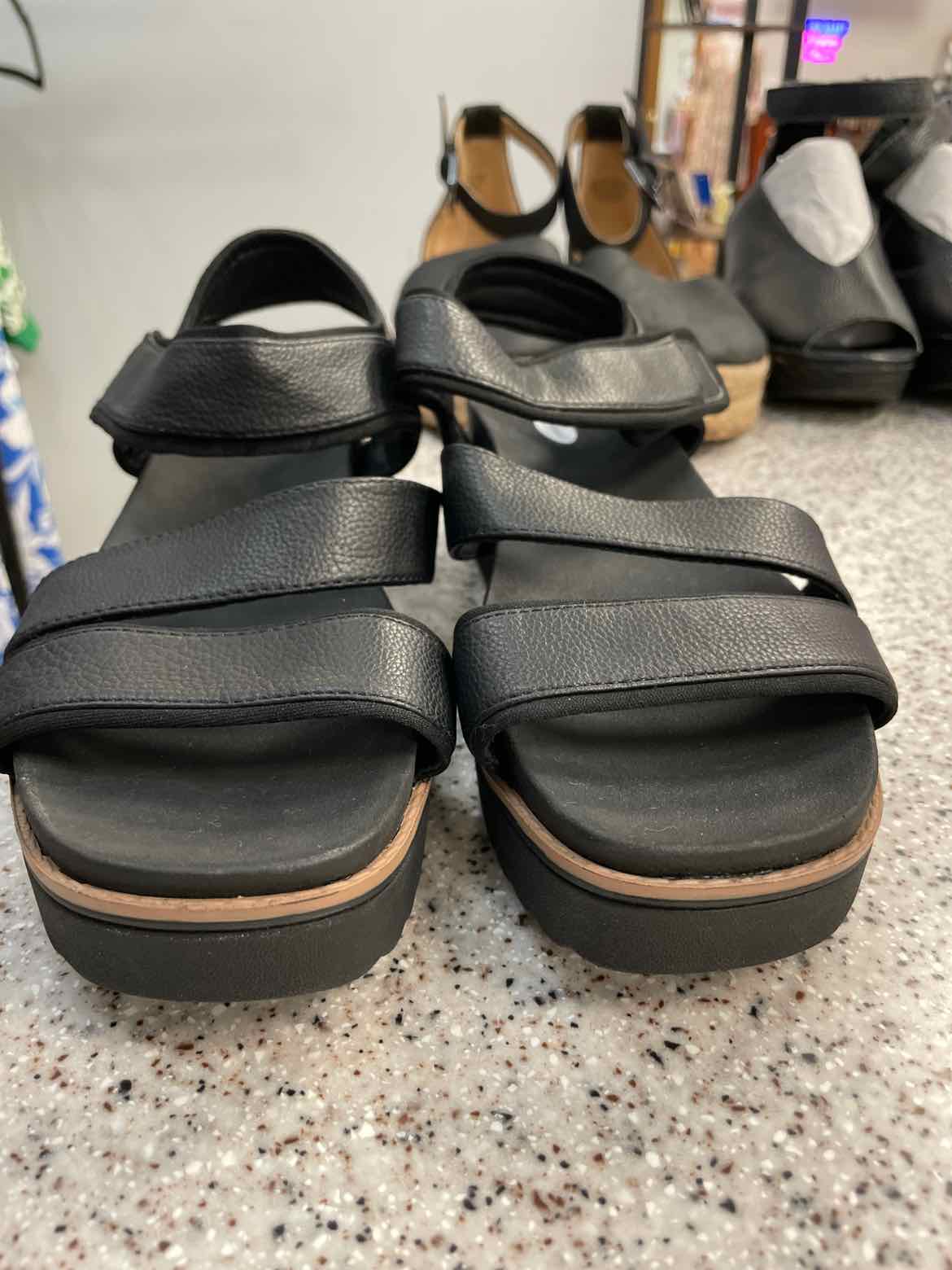 Dr. Scholl's Size 8 Black sandal