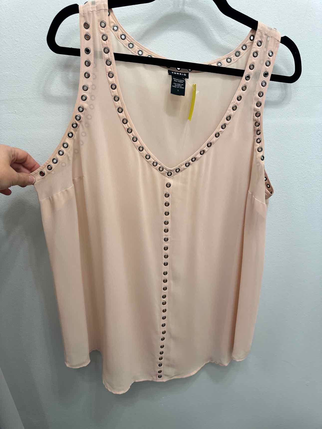 Torrid Size 1 Tan Top