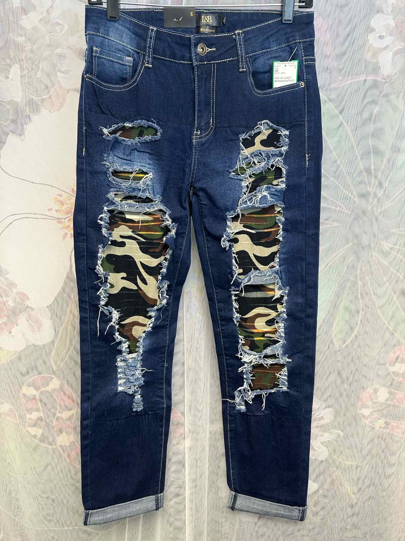 L&B NEW NWT Camo Patch Distressed Boyfriend Fit Size 6 Denim Jeans