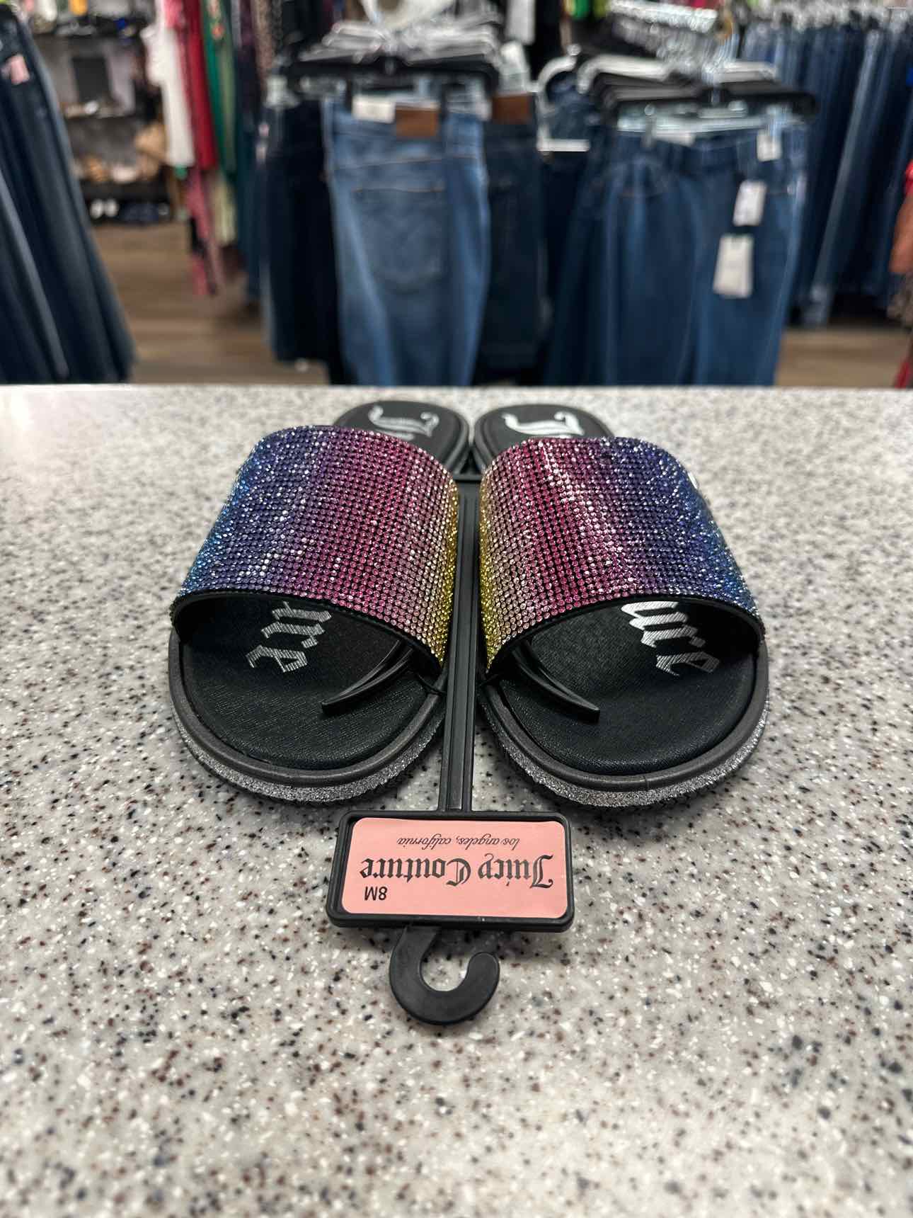 Juicy Conture Size 8 Black sandal
