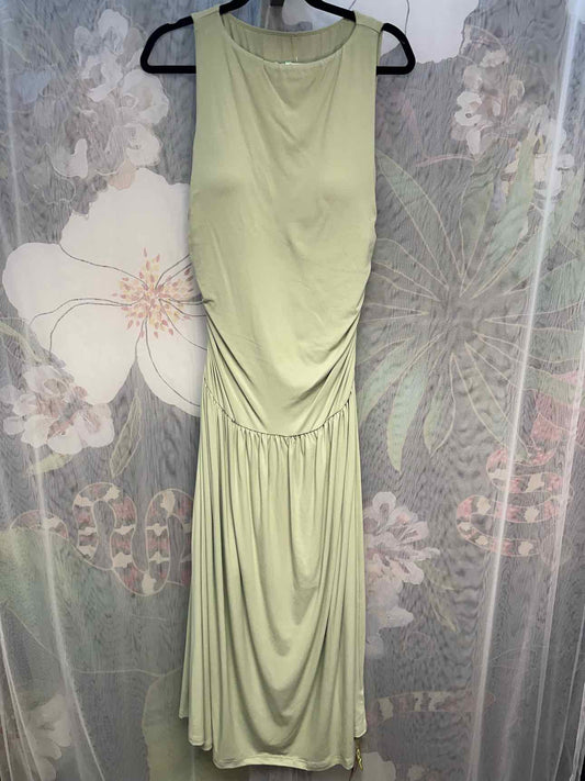 OGL NEW NWT Stretch Sleeveless Maxi Built-in-Bra Size Large Sage Dress