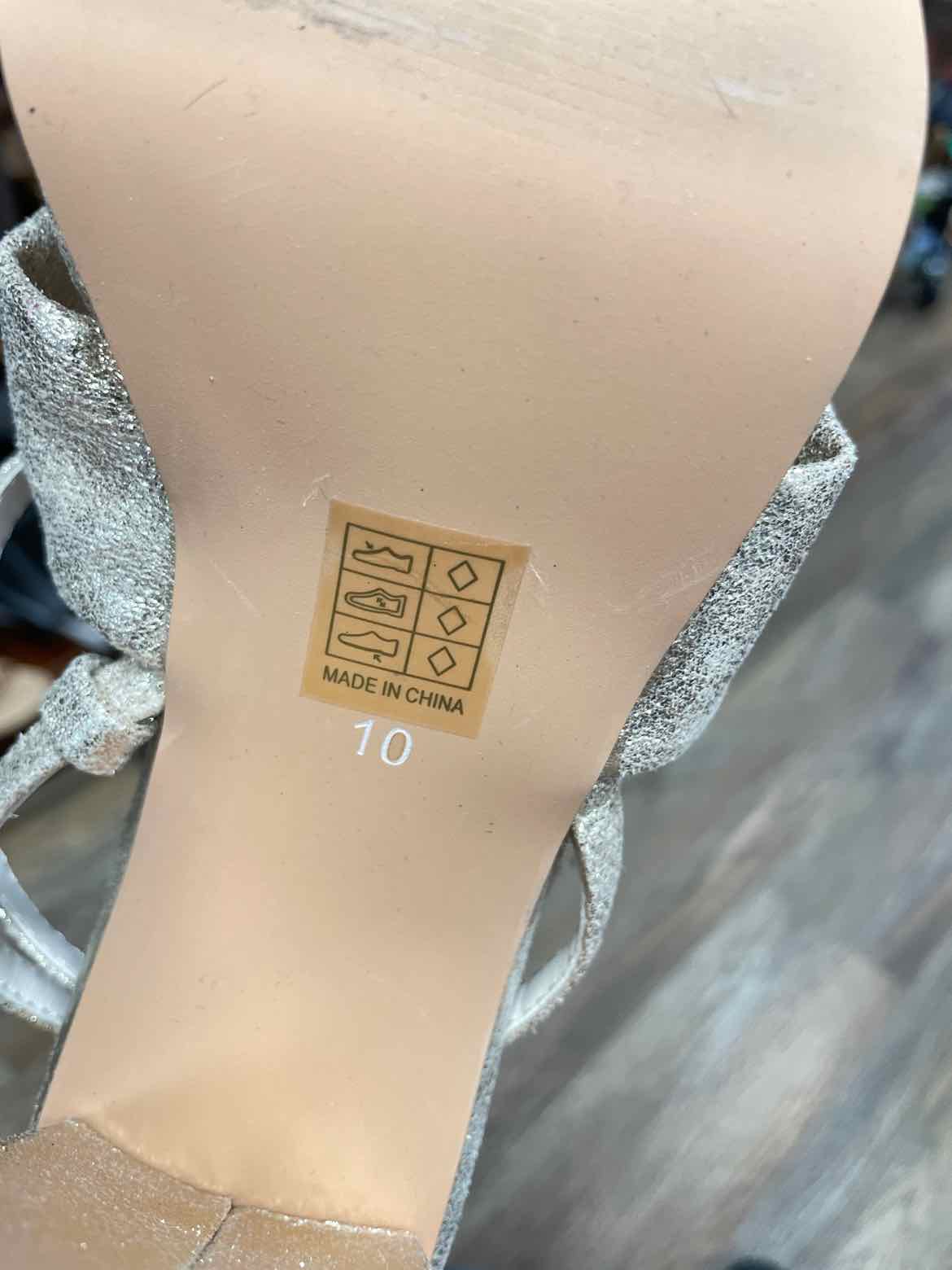 altar'd state Size 10 Silver Shoes