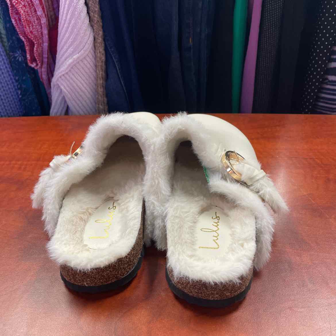 Lulu's Carrina Bone Faux Fur Buckle Mule Slides Size 8