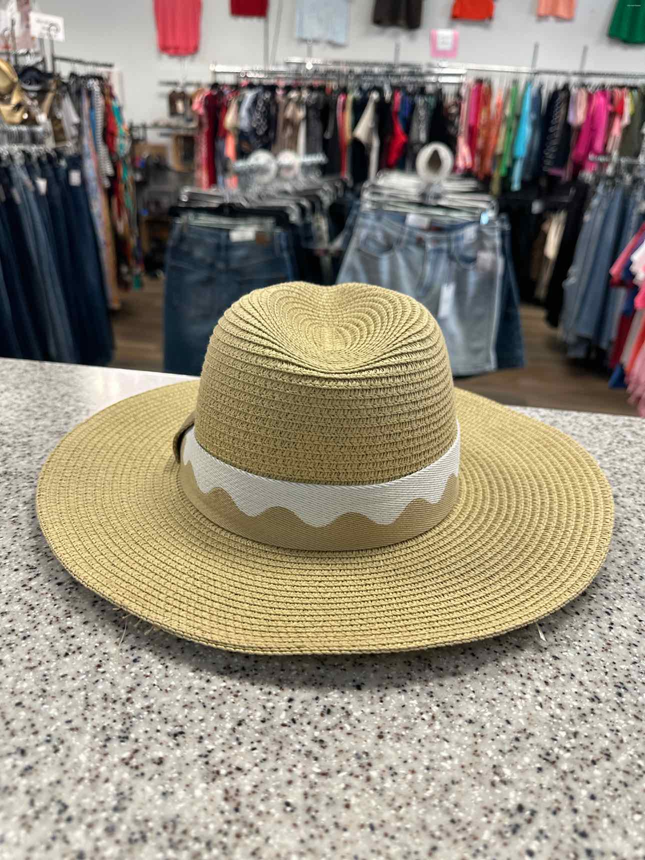 Shiraleah Chicago Size One Size Tan Hat