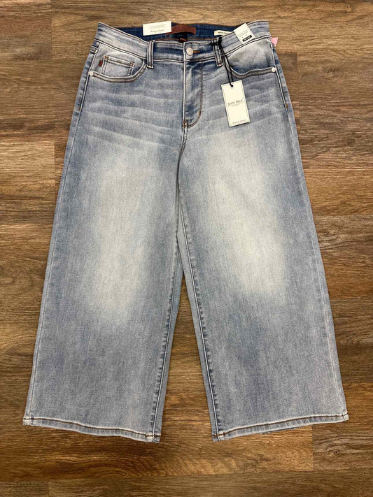 Judy Blue Mid Rise Wide Leg Crop Denim Jeans