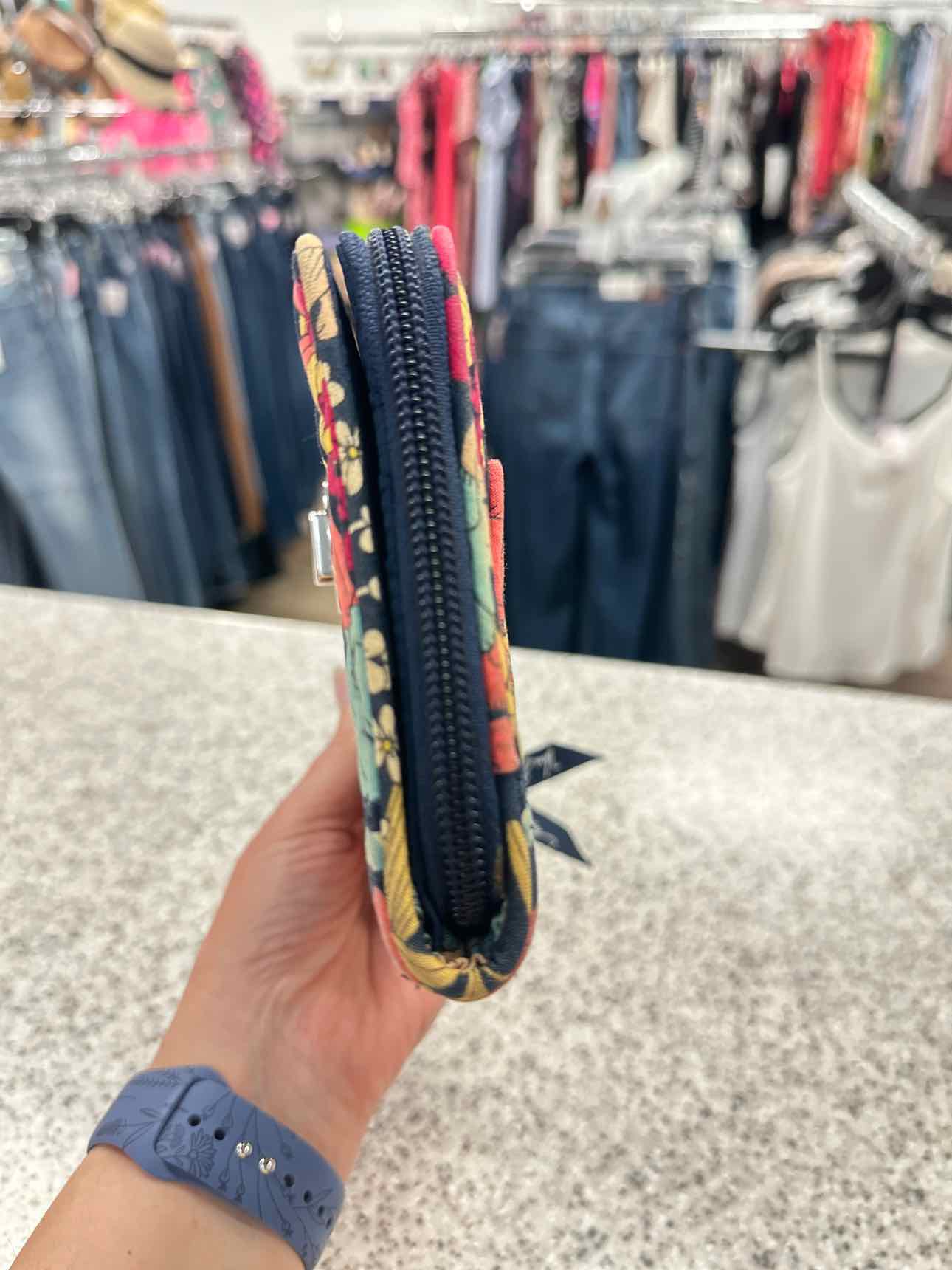 Vera Bradley Size Large Navy/Coral Wallet