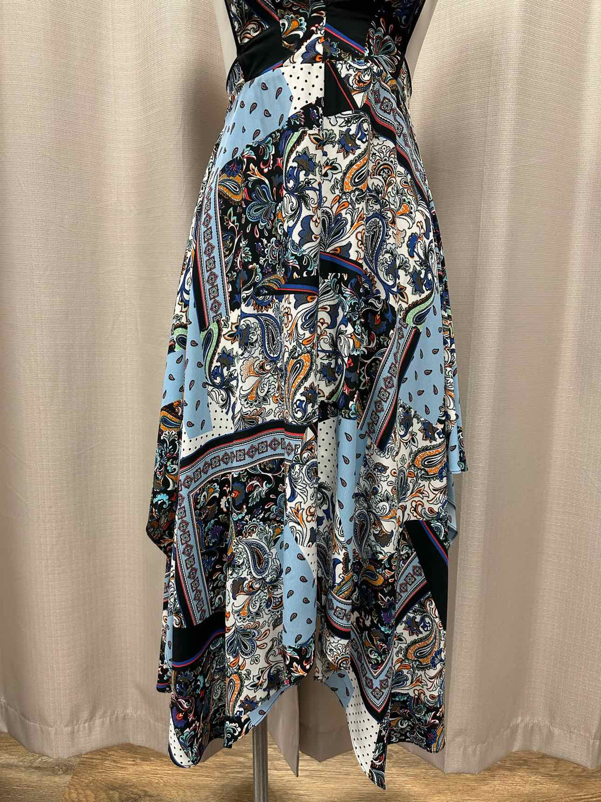 Topshop Paisley Patchwork Plunge Neckline Open Back Maxi Size 2 Blue/White Dress
