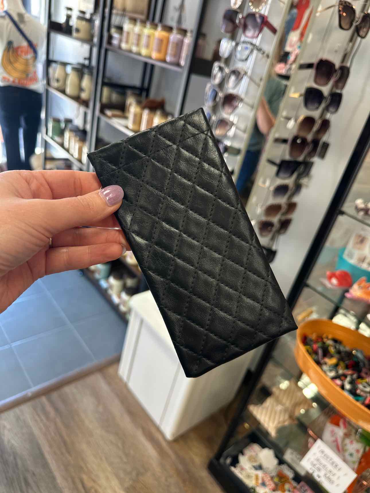 Eyewear Sunglasses Squeeze Top Faux Leather Case
