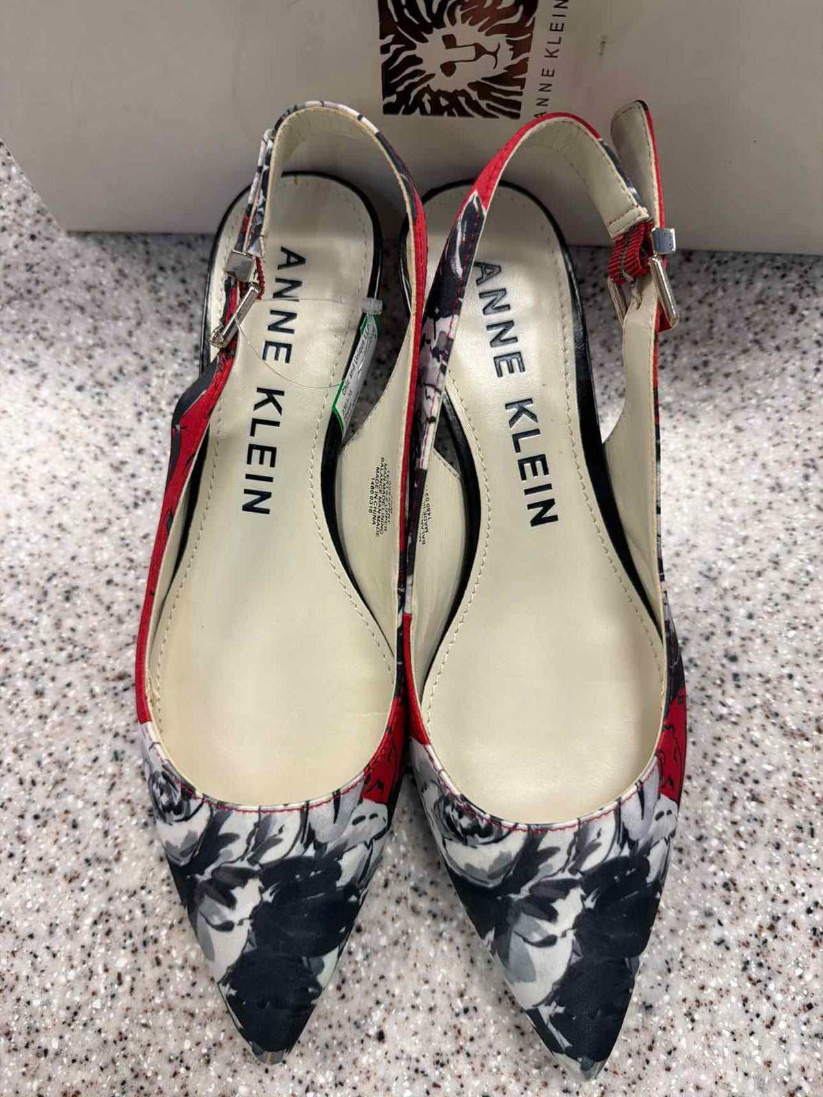Anne Klein Pointed-Toe Slingback Kitten Heels Size 7 1/2