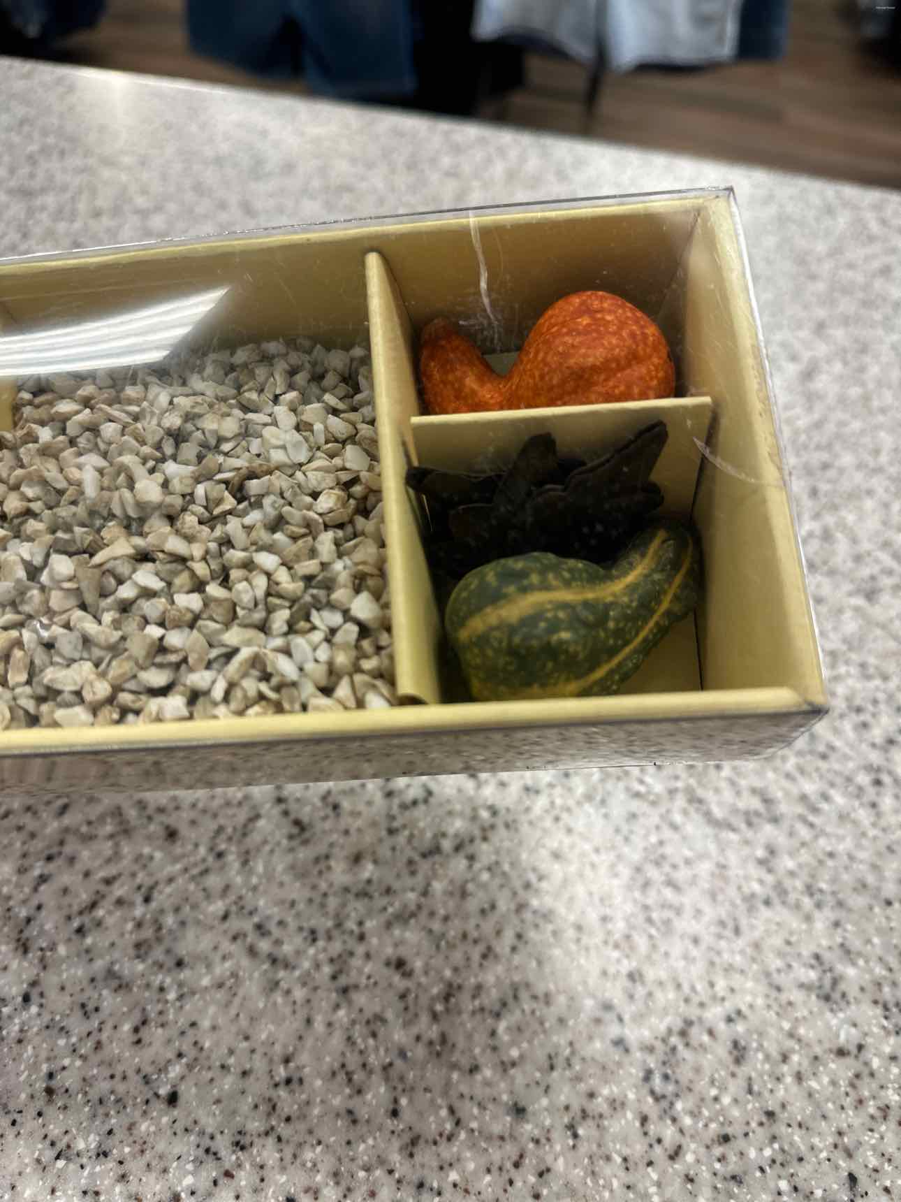 Pier One Candlescaping Kit, gourds, stones, rustic metal leaves Home Decor