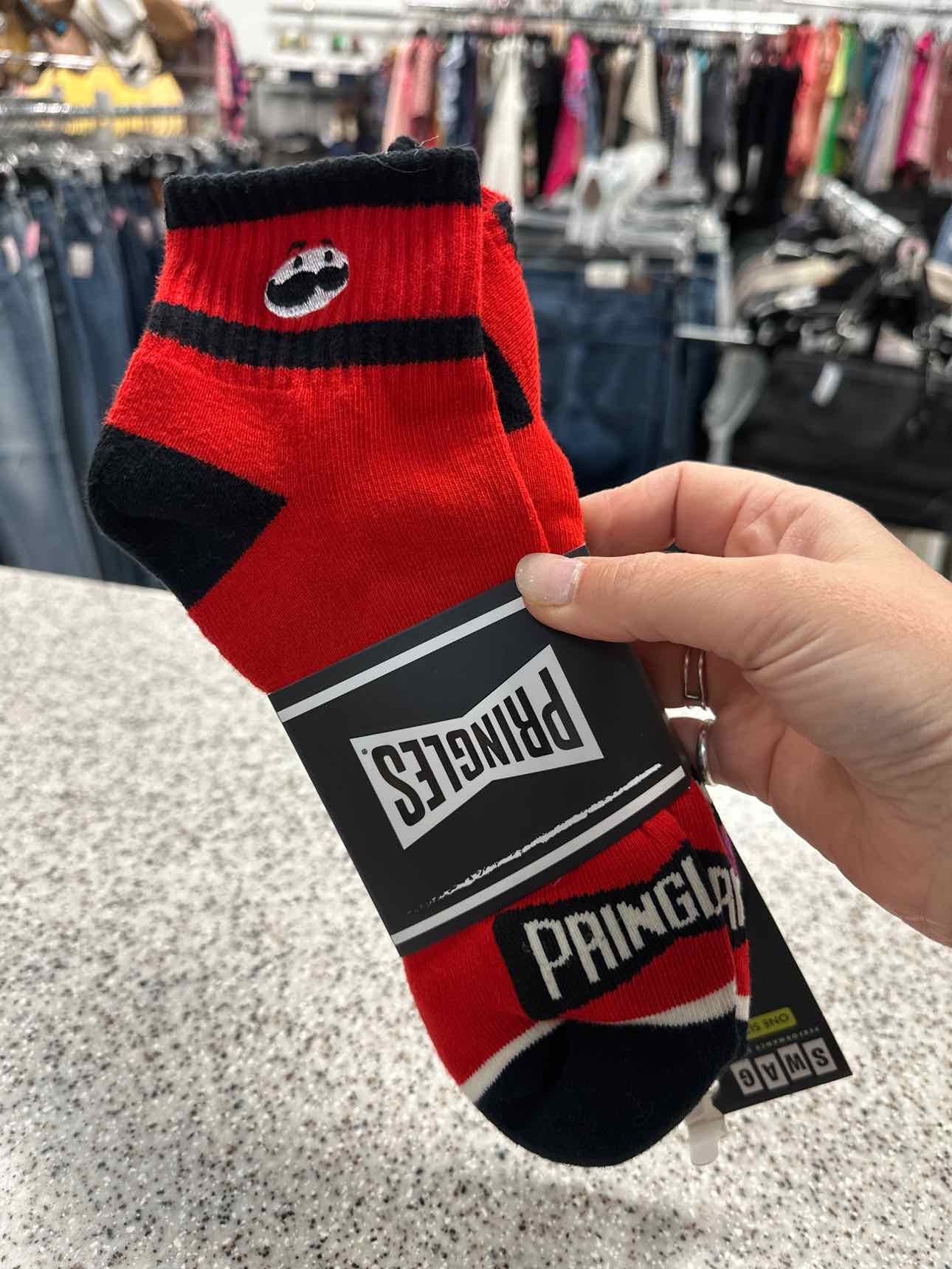 NEW "Pringles" 4 pack Men's quarter socks