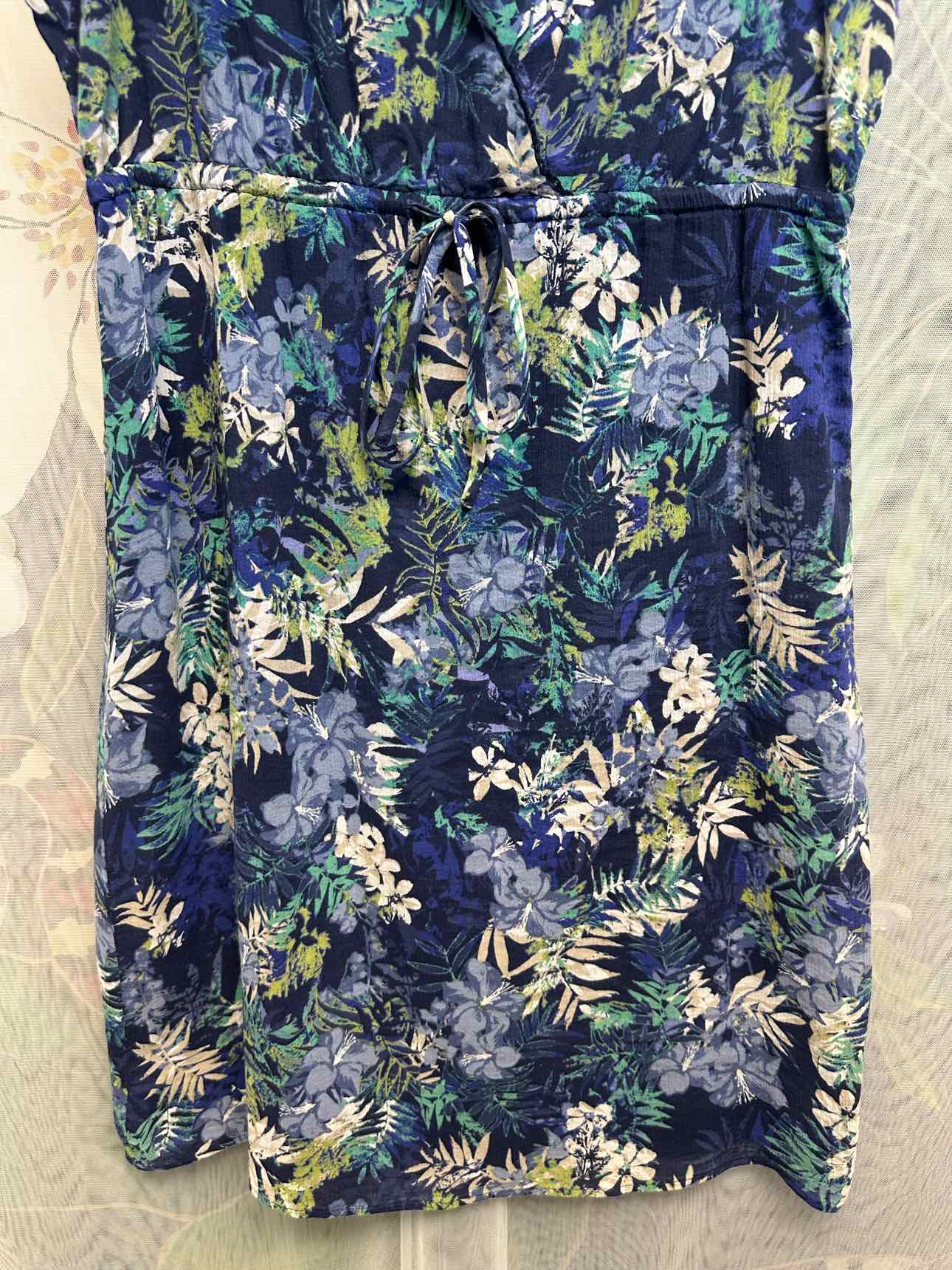 Eddie Bauer NEW NWT Surplice 100% Cotton Floral Print Size 1 Blue Dress