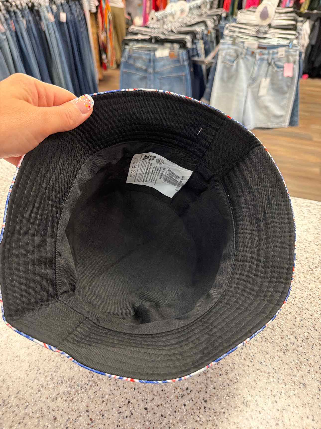NEW Reversible Pabst Blue Ribbon and Black Bucket Hat