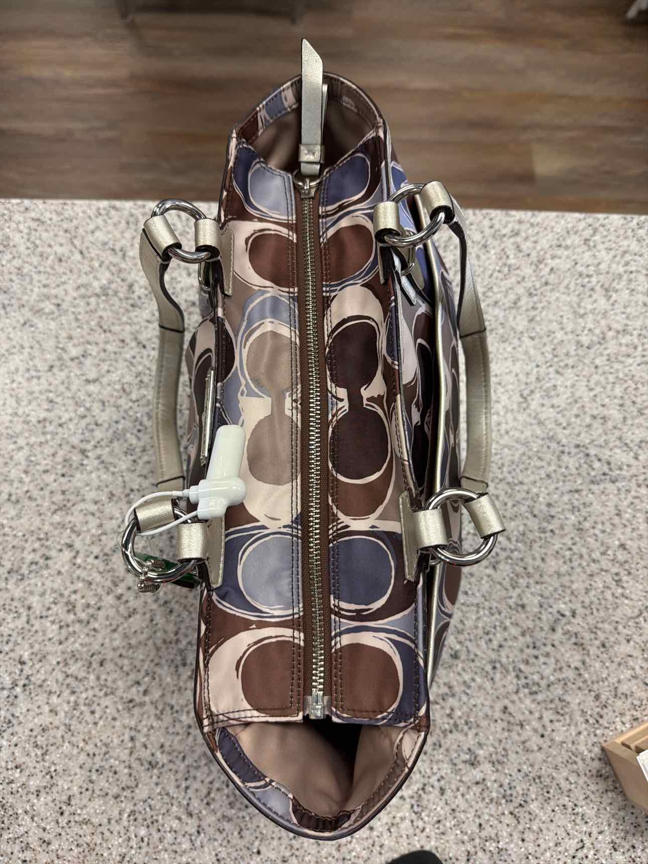 Coach Signature Gallery Scarf Print Satin Tote Shoulder Bag Handbags