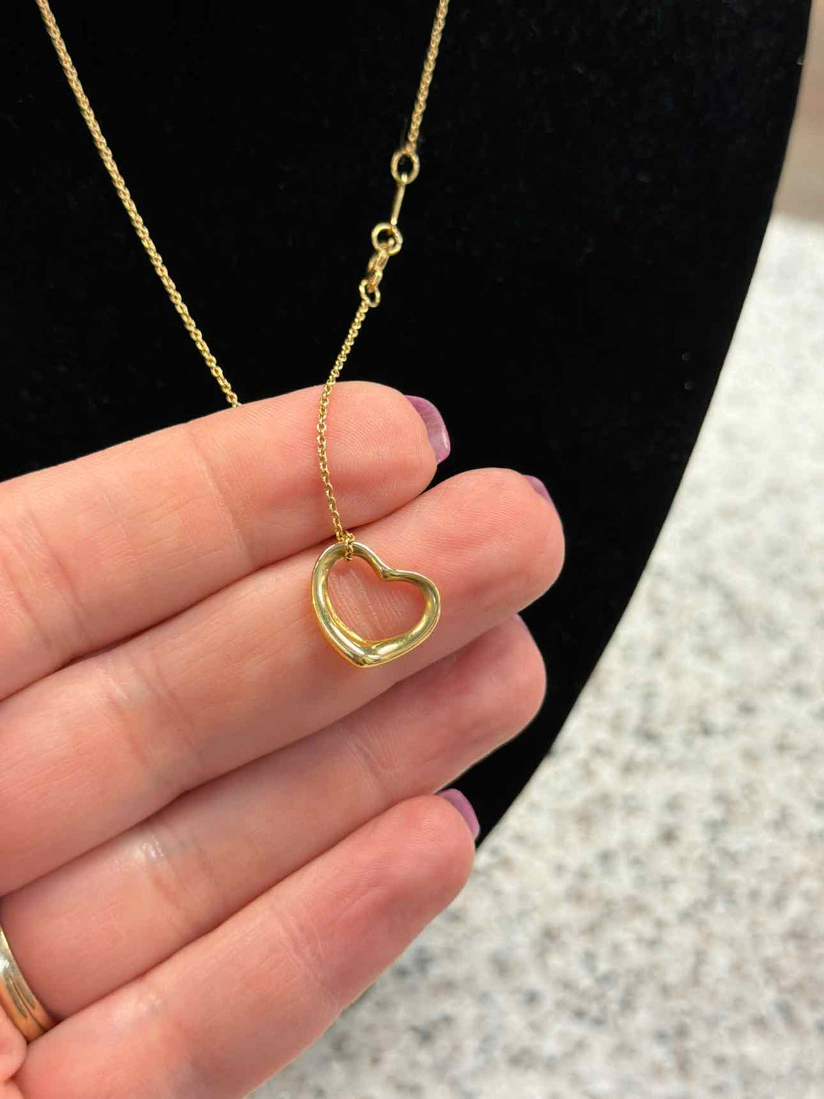 Tiffany & Co. 16" Elsa Perett 11mm Open Heart Pendant 18k Yellow Gold Necklace