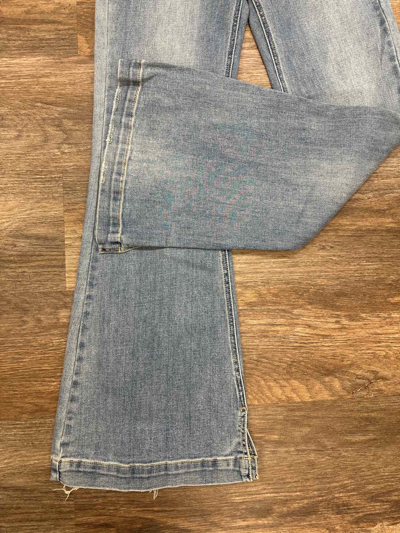 Judy Blue Jeans, SHORT INSEAM, Mid Rise Flare