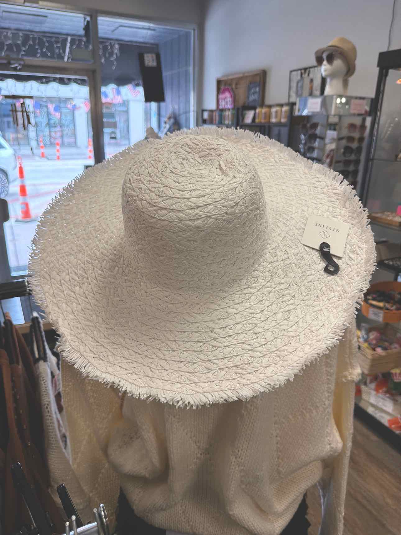 NEW Straw Wide Brim Sun Hat White Hat