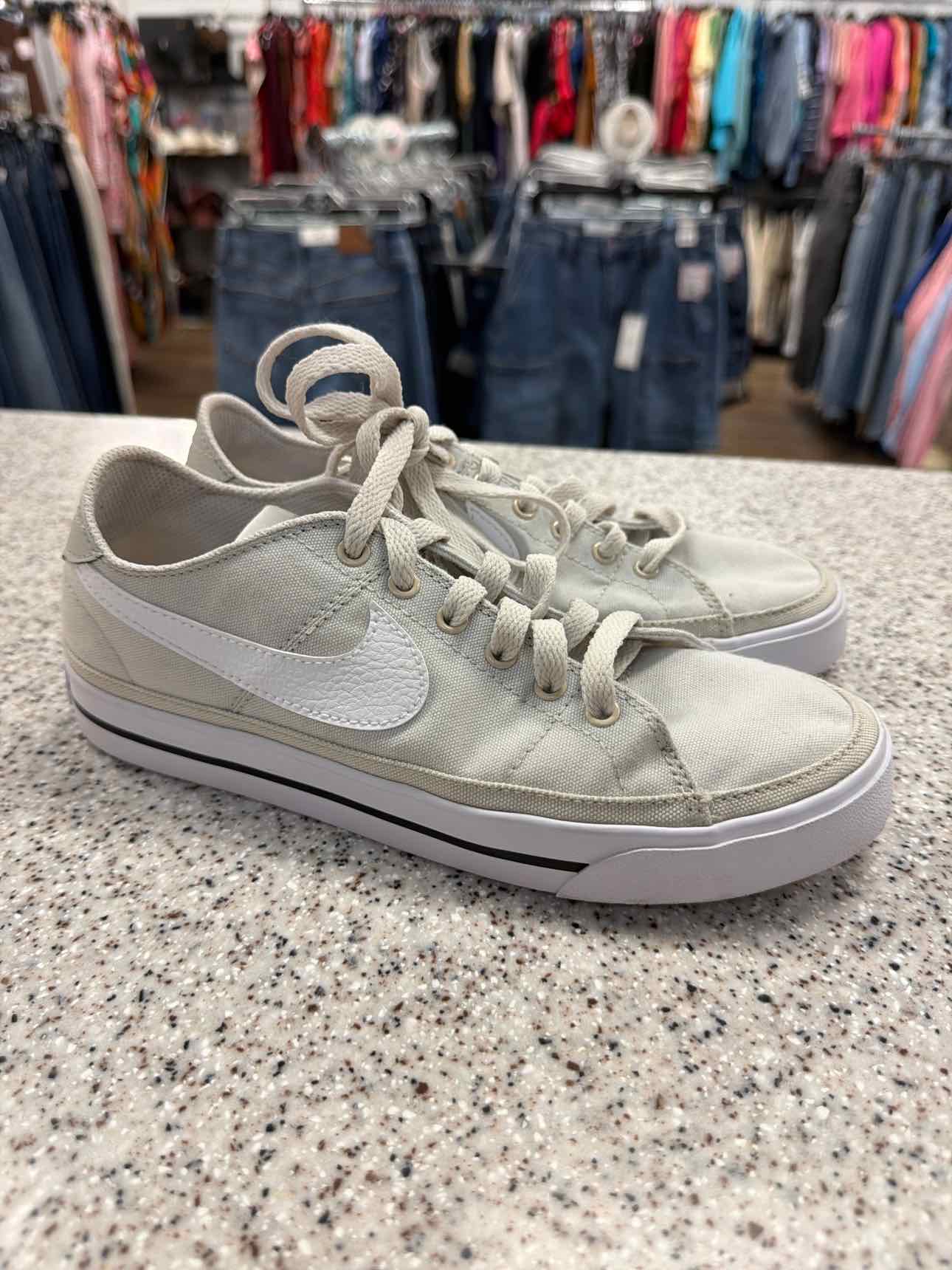 Nike Size 7 Light Bone Women's Court Legacy Canvas Sneakers