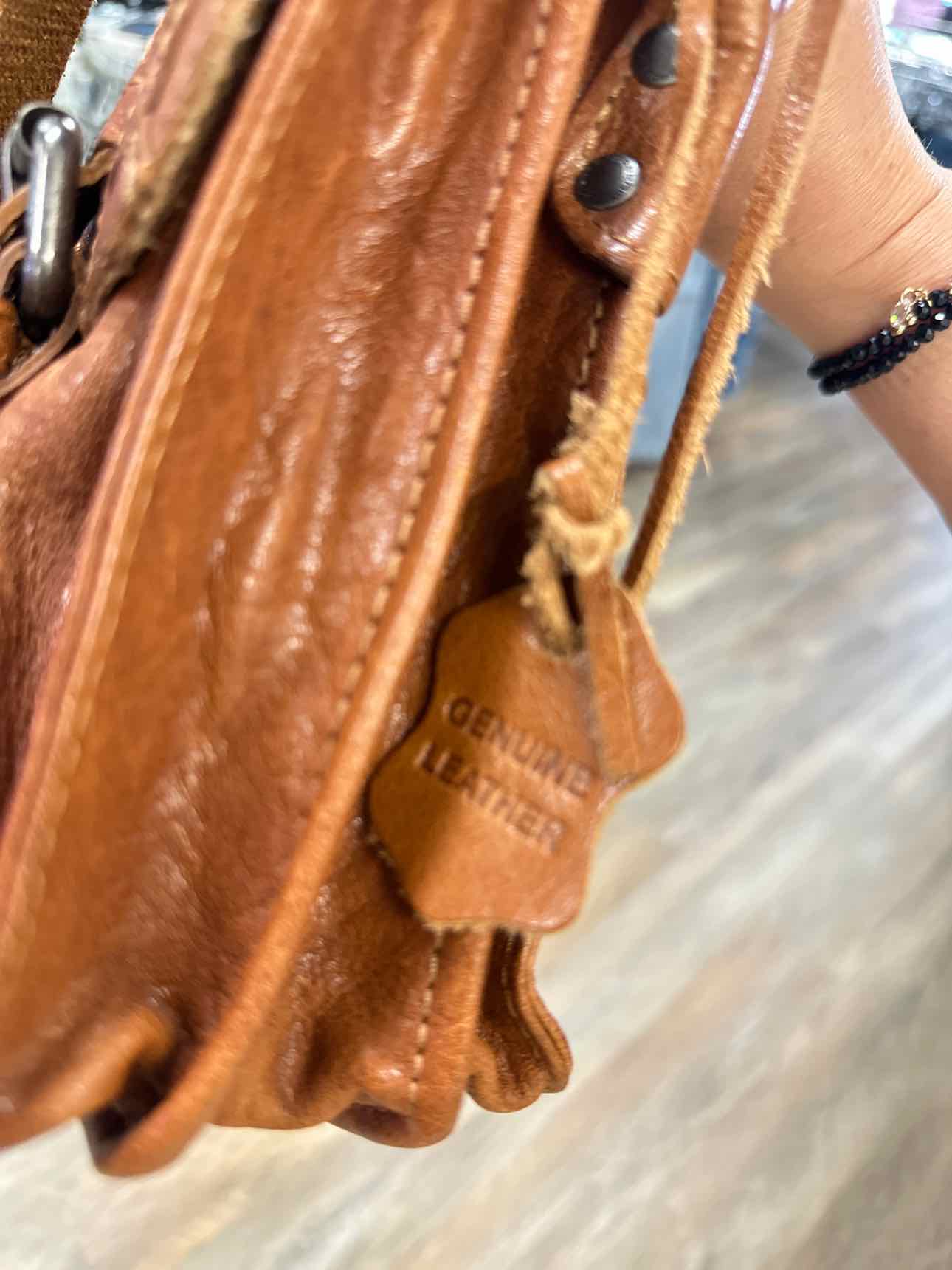 Spikes & Sparrow Brown Western Leather Saddle Bag Handbags