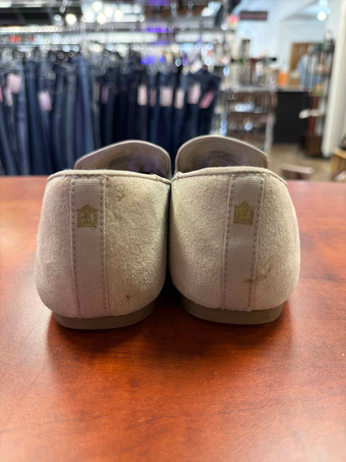 Birdies The Starling Loafers Gray Suede Finish Quilted Interior Size 6