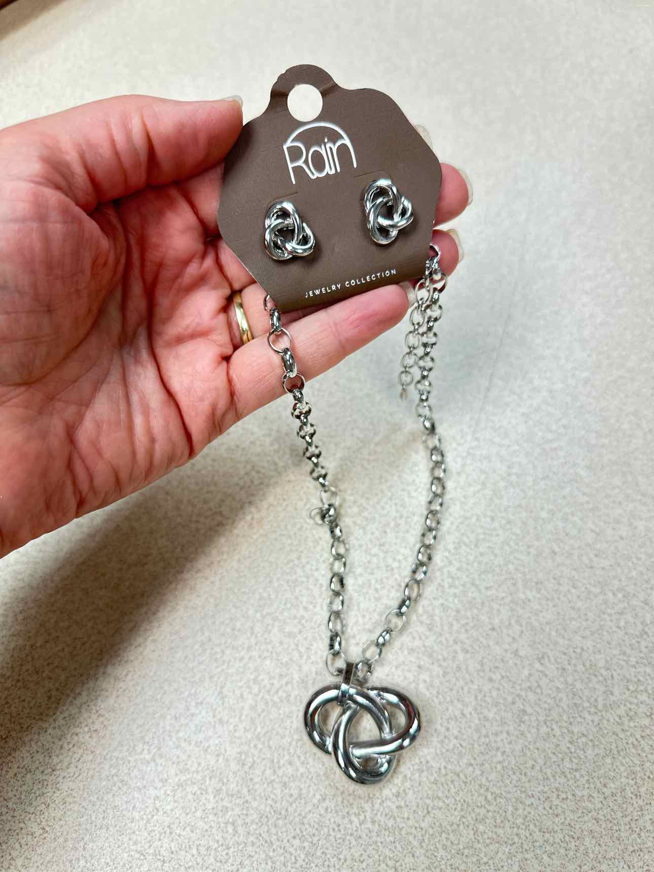 Chunky Pretzel Braid Pendant Adjustable Length Necklace Earring Silver-Tone Set