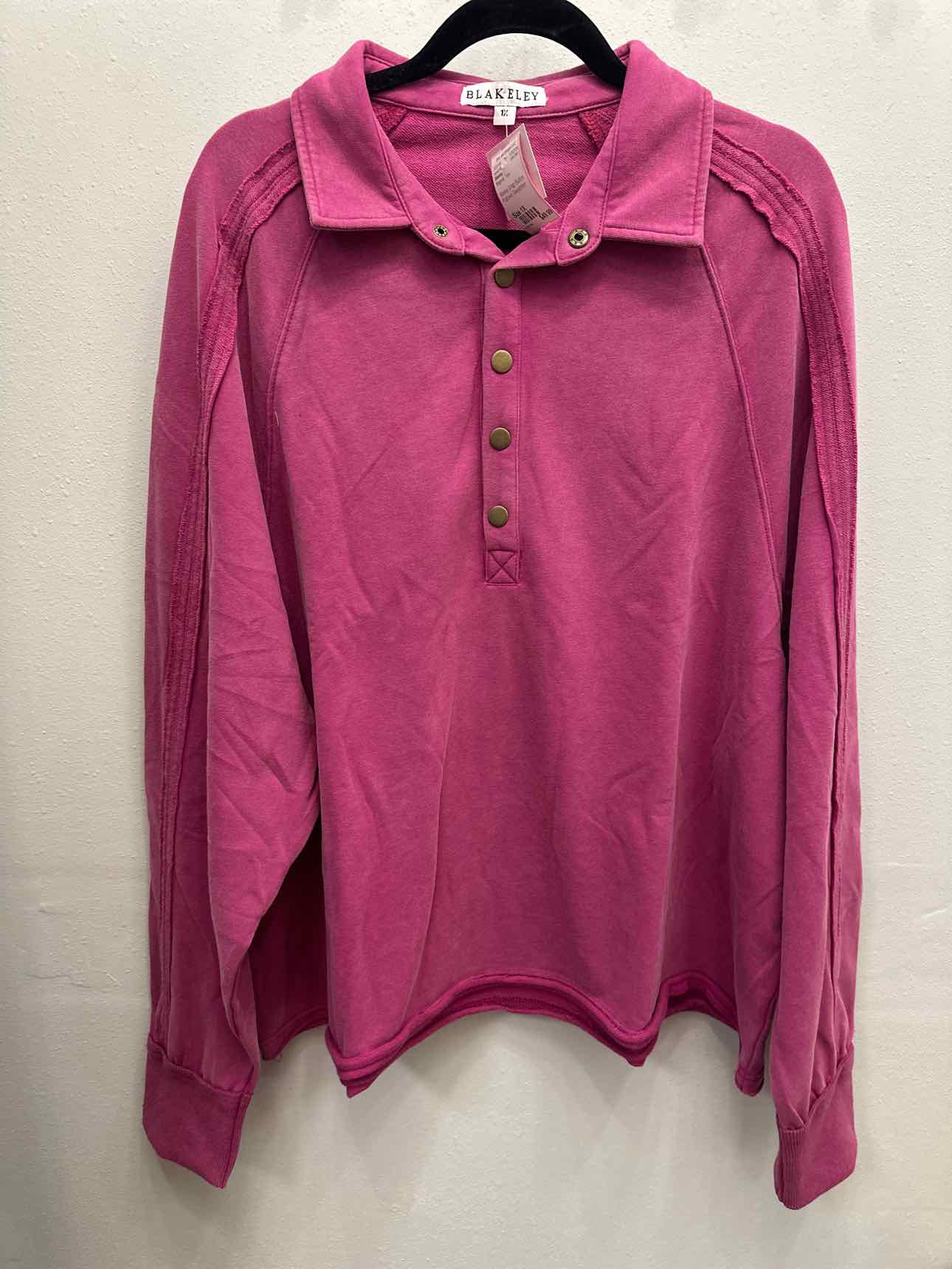 Marley Snap Button Pullover Sweatshirt Raw Hem Pullover Top