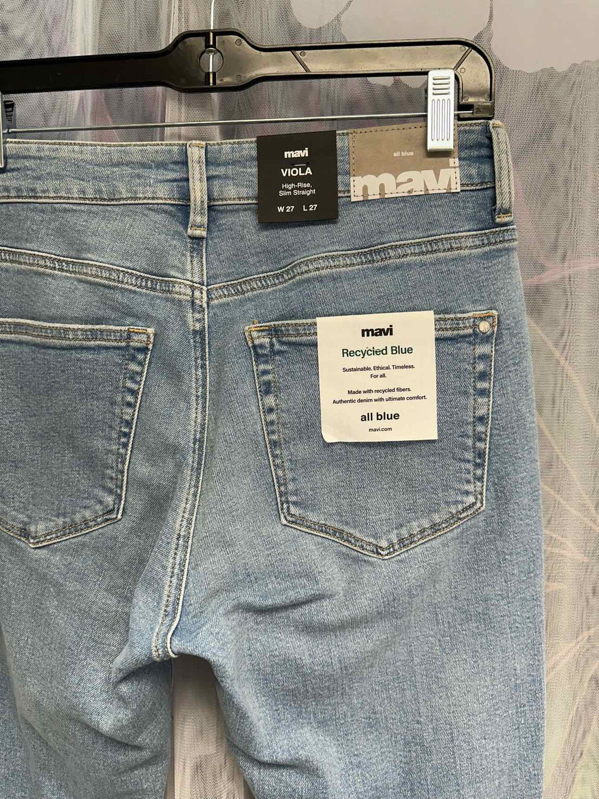 Mavi NWT NEW Viola High Rise Slim Straight Distressed Light Wash Size 27 Denim Jeans