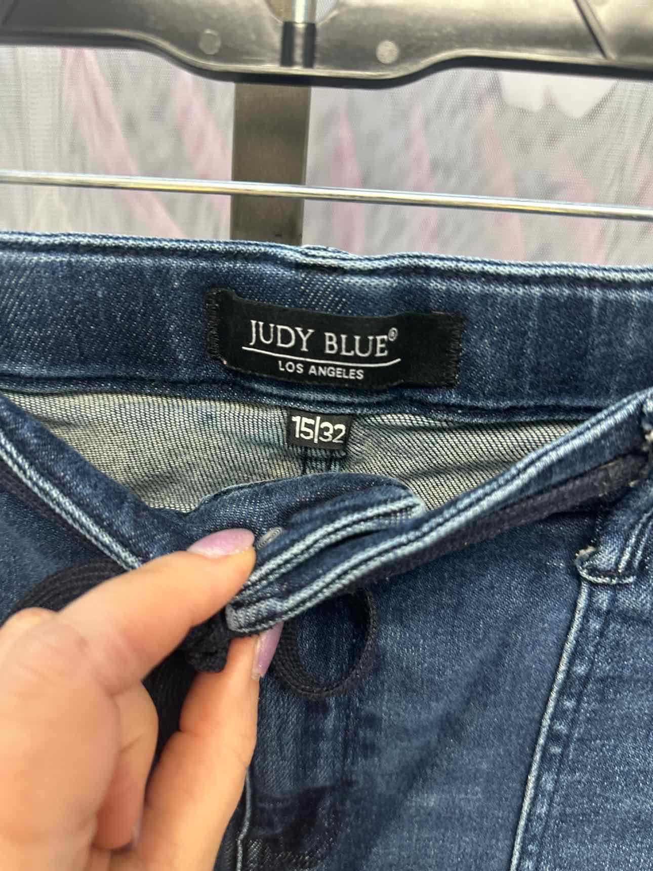 Judy Blue Size 15(32) Dark Wash Jeans