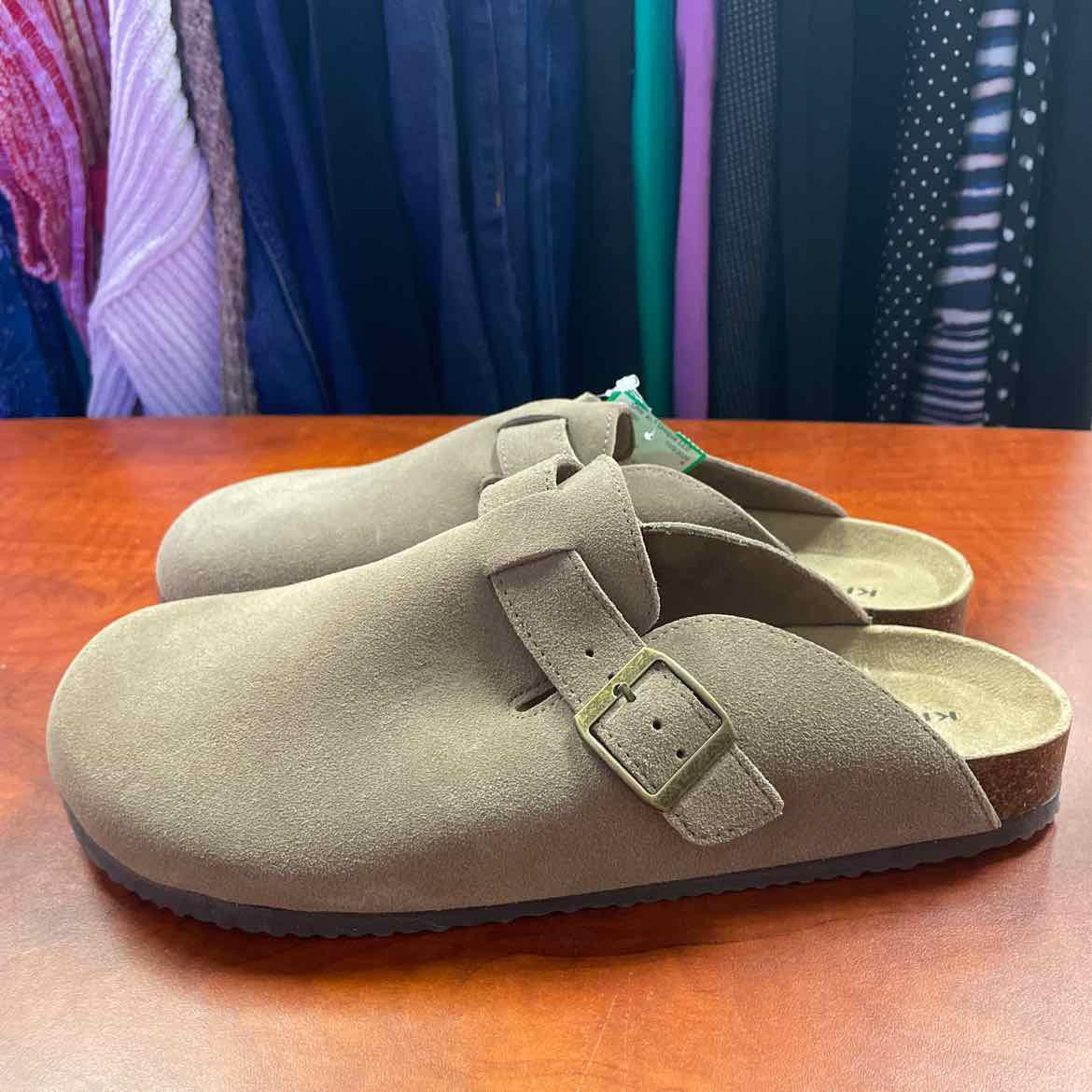 Khombu Taupe Suede Damian Mule Clogs Size 10 1/2