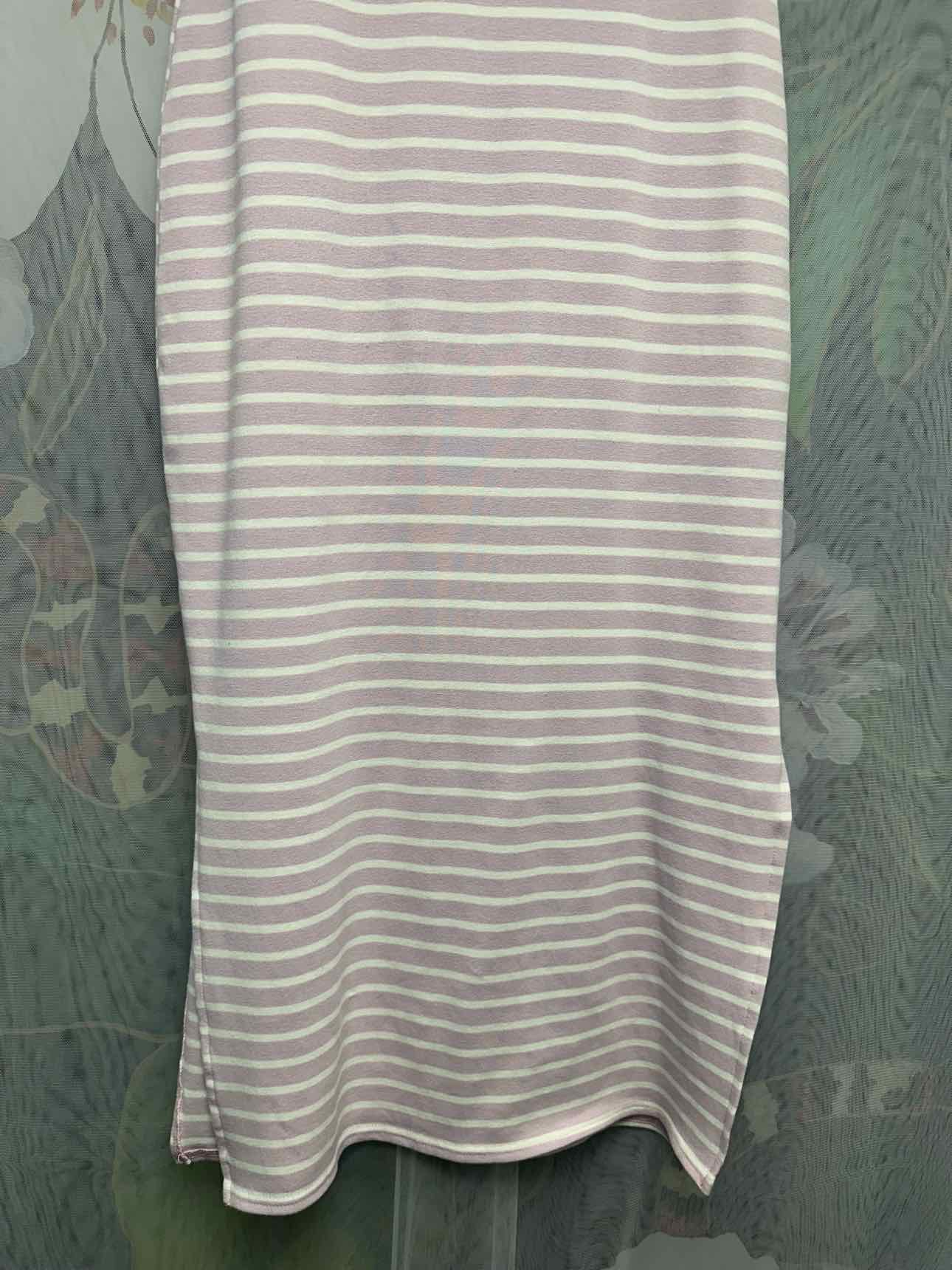 Gilli Size Small Lavender Dress