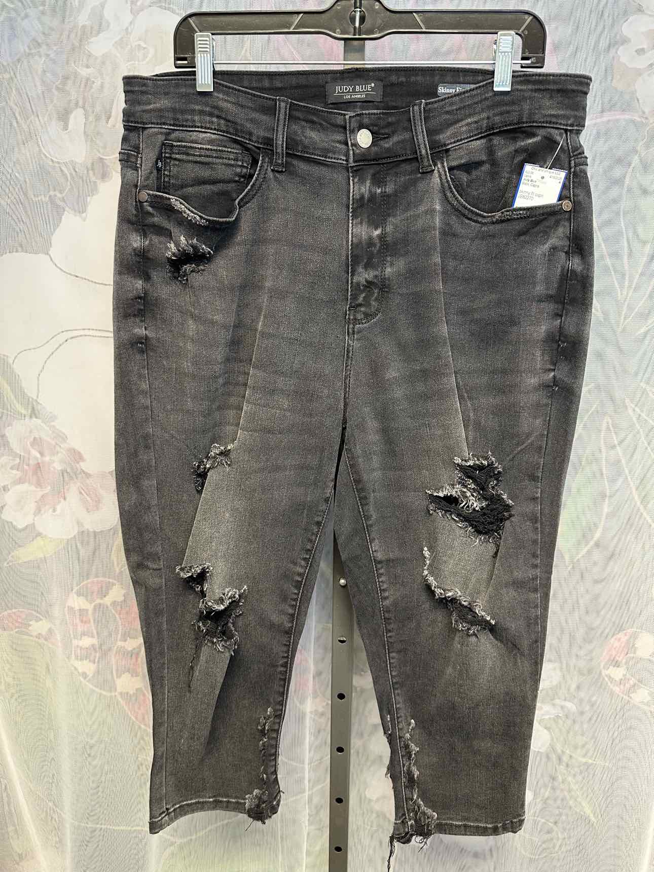 Judy Blue Size 18W Black Denim Capri Jeans