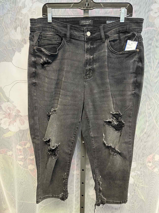 Judy Blue Size 18W Black Denim Capri Jeans