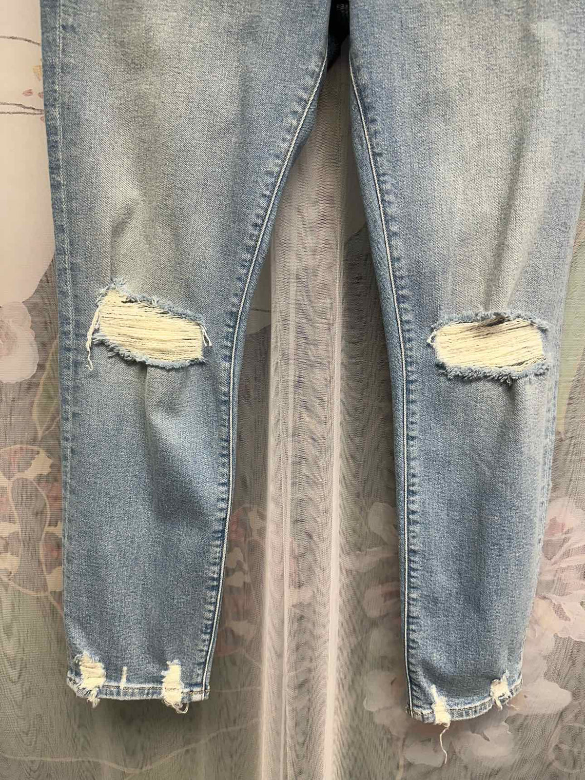 Mavi NWT NEW Viola High Rise Slim Straight Distressed Light Wash Size 27 Denim Jeans